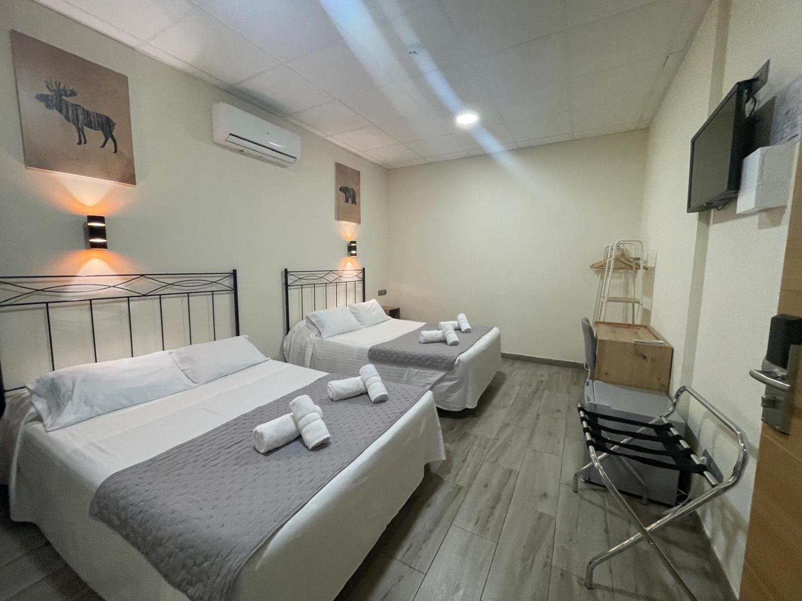 Hostal Balmes Centro — Fotos 2